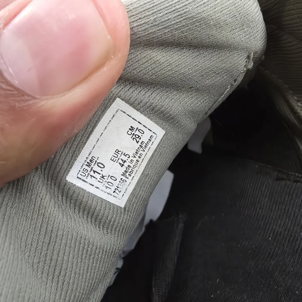 Vans ward low